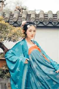 玄幻：吾乃第一剑仙，师承低级武者