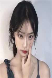 陆霁安容央小说穿越