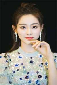 穿进修仙界，我靠娶妻延长寿命