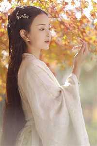 摆烂后，守城郡守他无敌了
