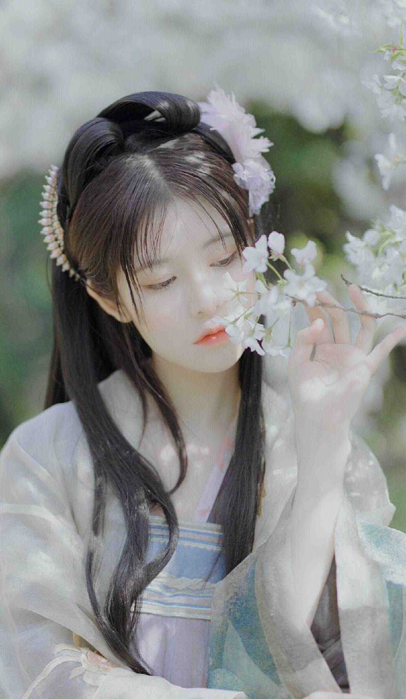 全章节阅读开学后，我被学姐盯上了