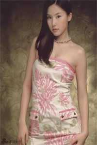 病娇萝莉偏执大佬乐中扒马甲