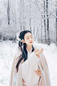 可现在范老一插手